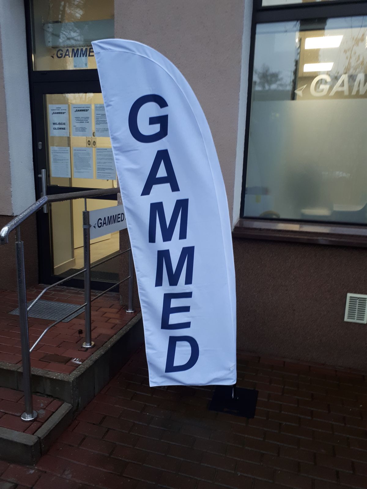 Realizacja: flaga reklamowa — Gammed